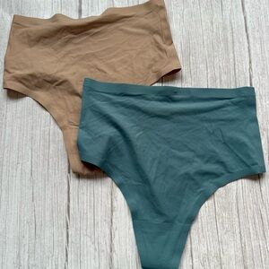 Chantelle 1069 Soft Stretch High Waist Thong Set Of 2